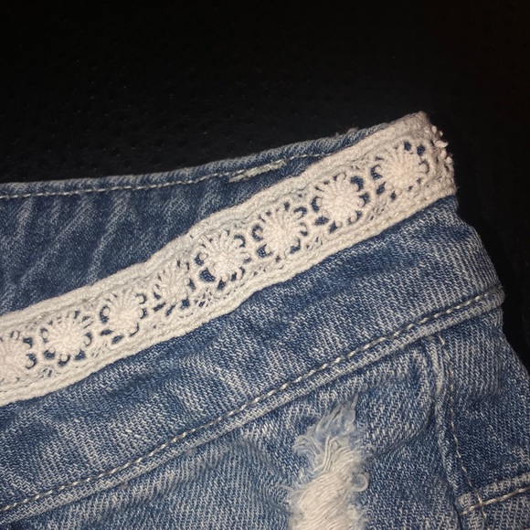 High Waist Denim shorts with Lace Top ( LOVE FIRE) - Picture 4 of 5